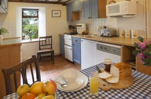 kitchen-pontardawe-cottage